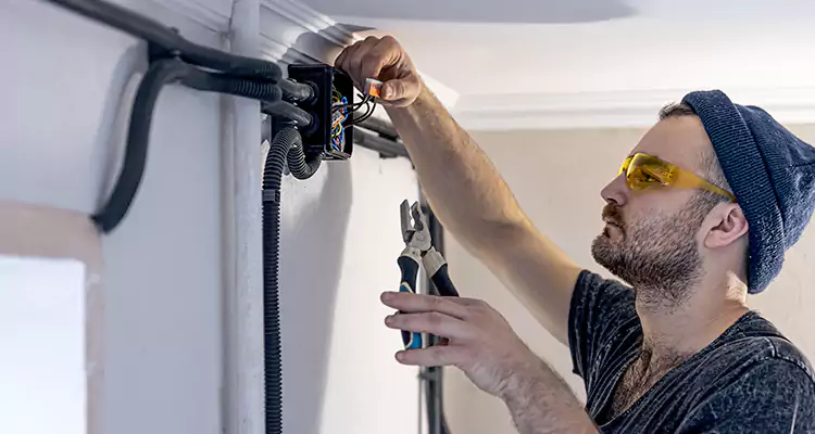 Garage Door Opener Cable Repair in Miami, FL