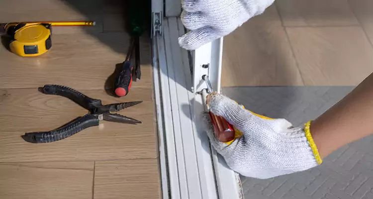 Closet Sliding Door Track Repair in Miami, FL