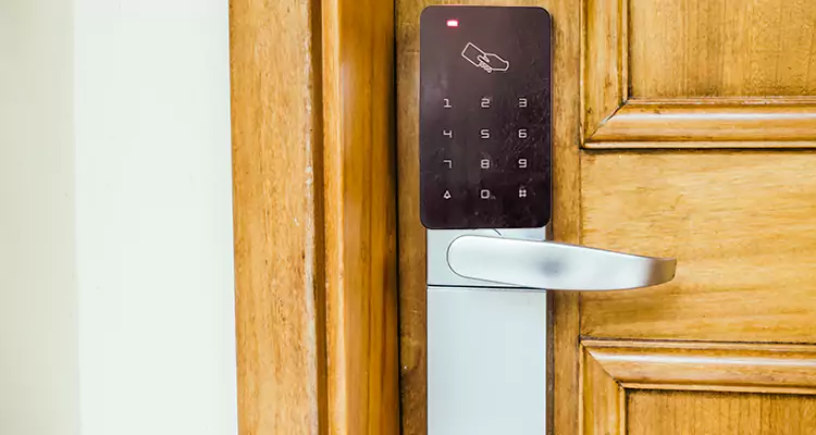 Keyless Hotel Door Locks Repair in Miami, FL