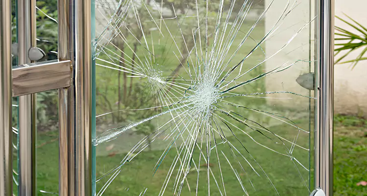 Frameless Glass Door Repair at Home in Miami, FL
