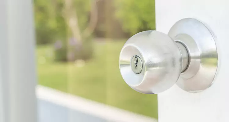Patio Door Mechanism Jammed in Miami, FL