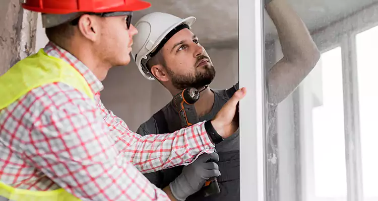 Sliding Patio Door Sticking? Expert Repair in Miami, FL.