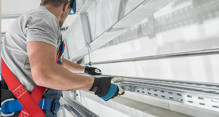 Glass Balcony Railing Replacement in Miami, FL
