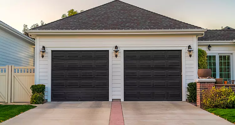 Residential Local Garage Door Repair in Miami, FL