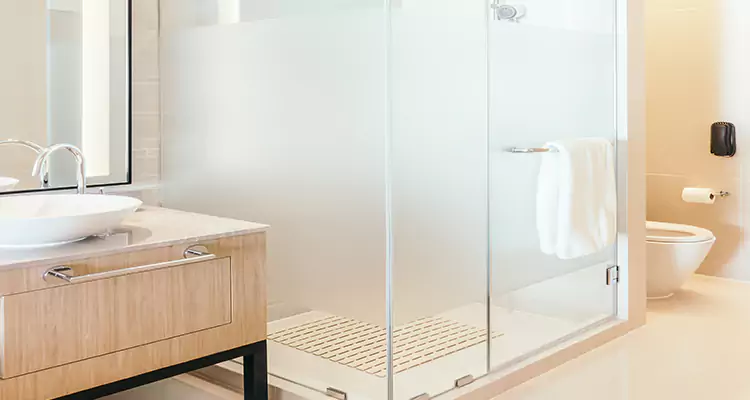 Expert Shower Door Fix and Repair in Miami, FL